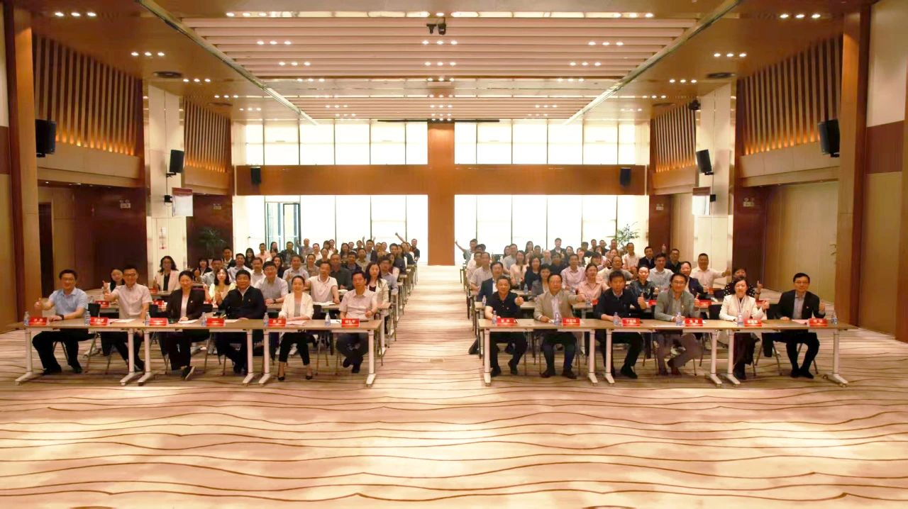 欧洲五大联赛官网人文学院参与湖北省校企党建联合大会,助力数字经济发展新征程